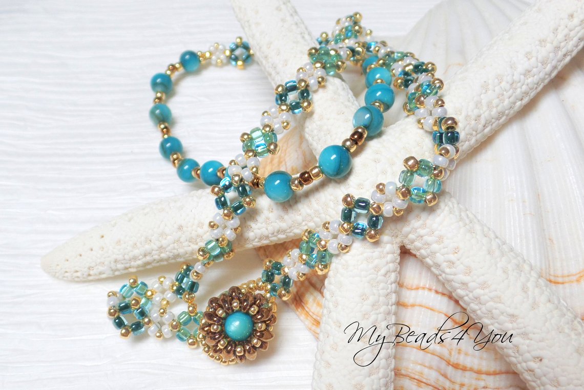#etsy #epiconetsy #wrapbracelet #beadedbracelet #giftforher #giftformom #holidayfinds #craftshout #onlinecraft #Christmasgift #jewelryforher #etsyretwt #cma #jewelryonetsy
💙 ow.ly/kfFV30mCFcO 💙