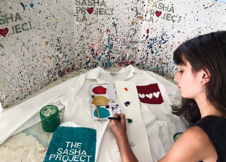 MaddyandCole's tweet photo. Shoutout to Sasha from @thesashaproject. Doing incredible work painting Lab Coats for Children’s Hospital LA and helping art and therapy programs! Bringing style and smiles to those in need. Way to go! #baltimore #baltimoreauthor #losangeles #middlegradebooks #maddyandcole https://t.co/gWOhm1K3gN