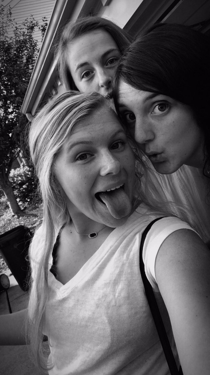 happy birthday to my bestie!! I can’t believe all the memories we’ve made and I can’t wait to make more!! I hope you had an awesome 17th... I love you so much and can’t wait to celebrate!! <a href="/lauren_bahl/">lauren bahl</a>