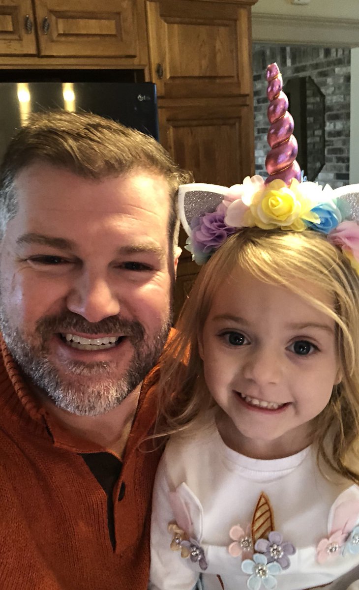adamddrummond's tweet image. #AODL Glad to be here tonight! Adam from Indiana joining in the fun!!! Passionate educator and dad of 3! Celebrating daughter’s 4th birthday from NE!