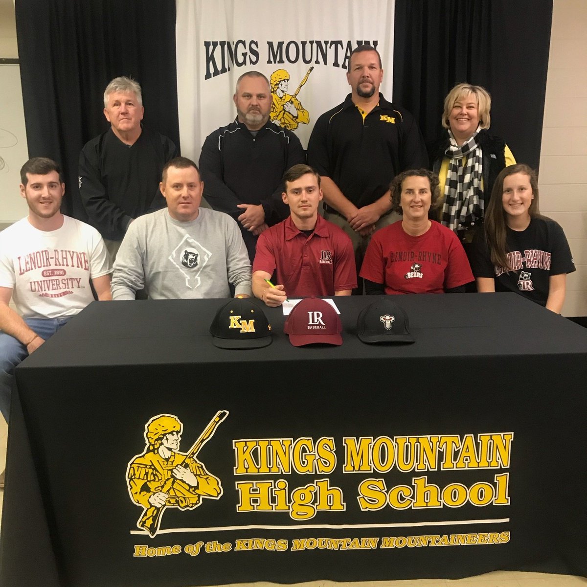 PunisherBBall's tweet photo. Congrats to @dbell5222  on singing his NLI to play baseball at @LRBEARMODE #Punishem #GoBearsGoAmerica https://t.co/ivtV5yaAh9