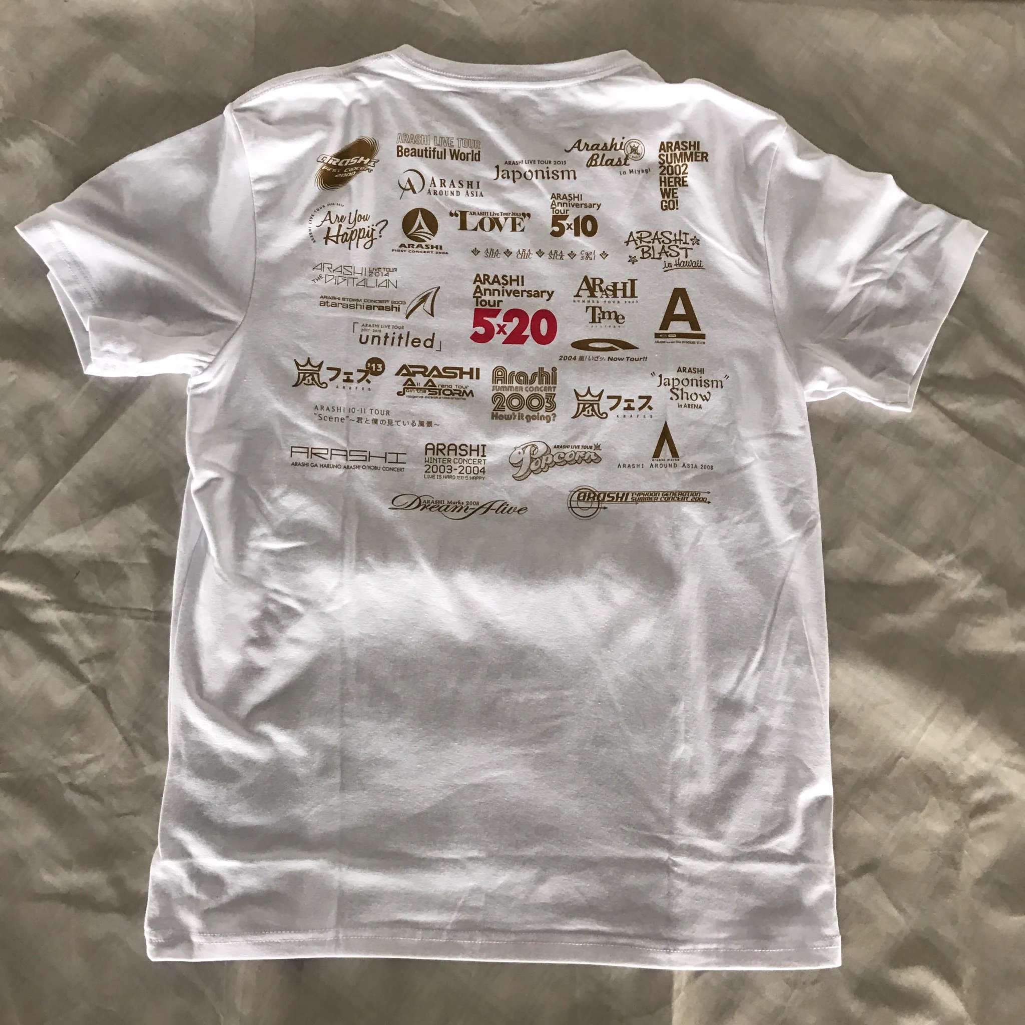 嵐 ARASHI 5x20 ポーチ かるた タオル Tシャツ チャーム など ゆ on X: 