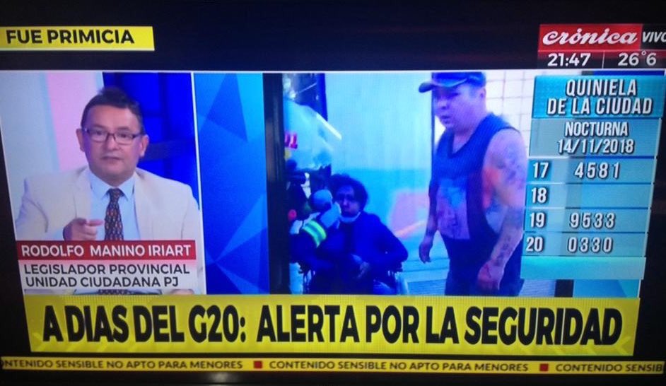 visionsiete's tweet photo. #Presupuesto2019
#Bonadio
#RamonFalcon
Estas noticias no las va a poder ver por la TV Pública 🇦🇷 debido al ajuste de @herlombardi y la censura de @NSCLAUZERO
#PeriodismoEnEmergencia
#MenosNoticiasEsCensura
#NoAlVaciamientoEnTVPublica https://t.co/rqgbsU8wXJ