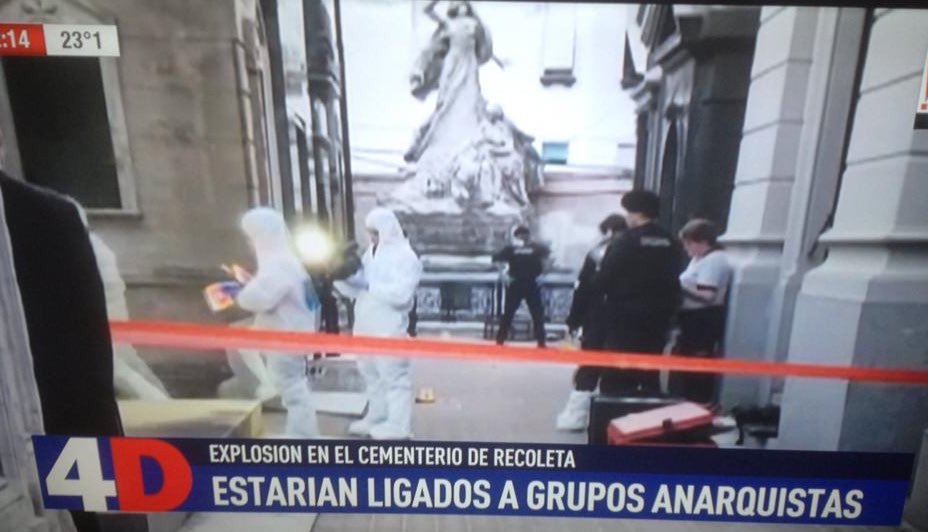 visionsiete's tweet photo. #Presupuesto2019
#Bonadio
#RamonFalcon
Estas noticias no las va a poder ver por la TV Pública 🇦🇷 debido al ajuste de @herlombardi y la censura de @NSCLAUZERO
#PeriodismoEnEmergencia
#MenosNoticiasEsCensura
#NoAlVaciamientoEnTVPublica https://t.co/rqgbsU8wXJ