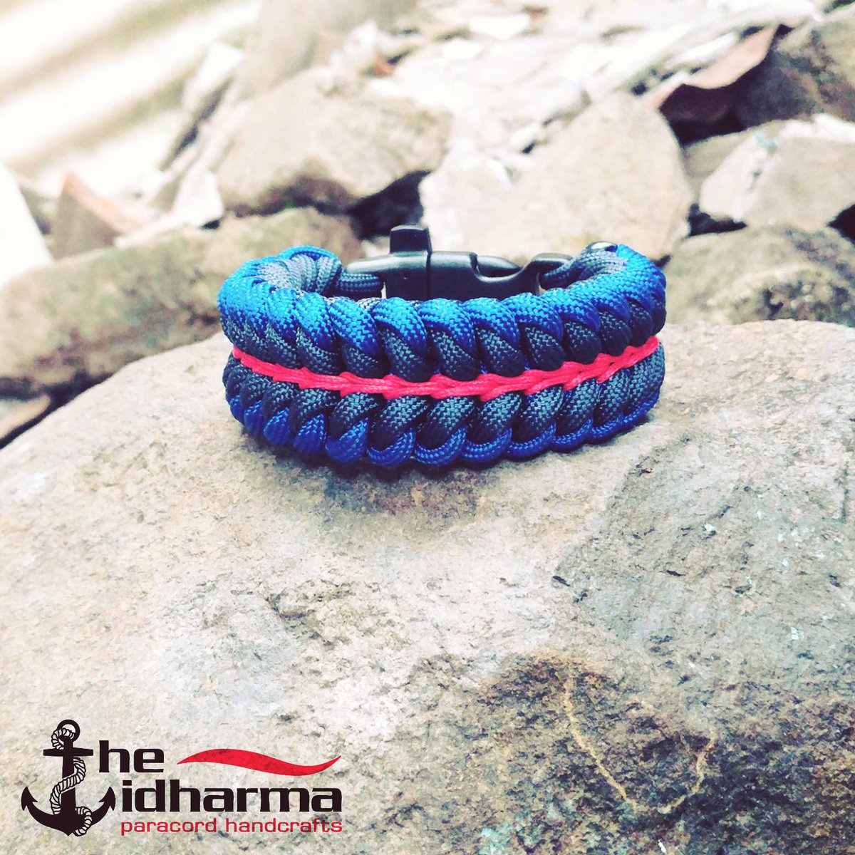 theWidharma's tweet photo. #paracord #paracordid #paracordindonesia #indonesianparacord #handcrafts #paracordhandcrafts #handmade #indonesia #kitabhinneka #kitaindonesia #pancasila #menembusbatas #beyondlimit https://t.co/VtJ8H54Zib