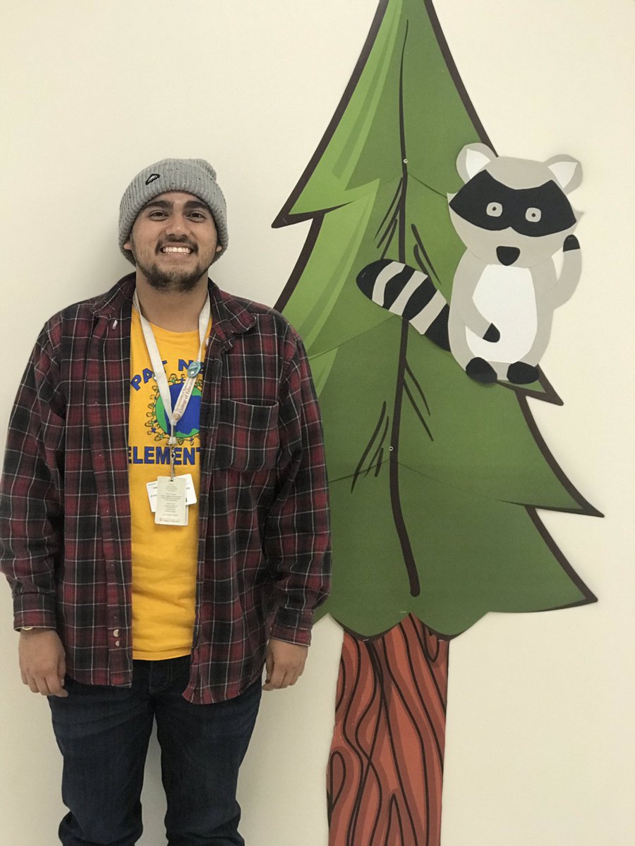 mspalmaneff's tweet photo. @Neff_ES Literacy Night 2018 #neffelementary #neffliteracynight https://t.co/YmXlvXIIRS