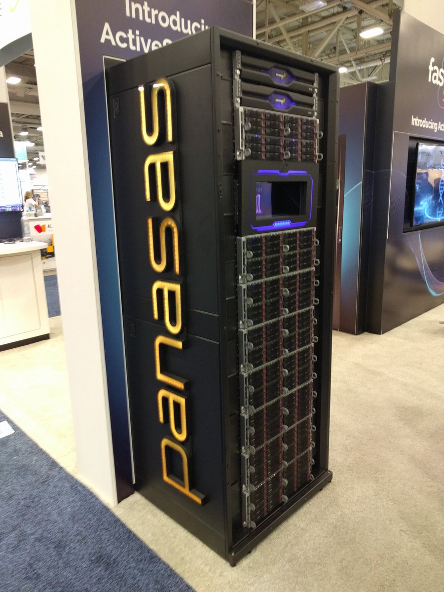 CDP_FST's tweet photo. New ActiveStor #Ultra from @Panasas - interesting design towards industry standards + InfiniBand + #NVMe + metadata/data segregation #SDS #SSD #Flash #FileStorage #pNFS #NAS #DirectFLOW #ITPT https://t.co/IeV4XPKDaJ