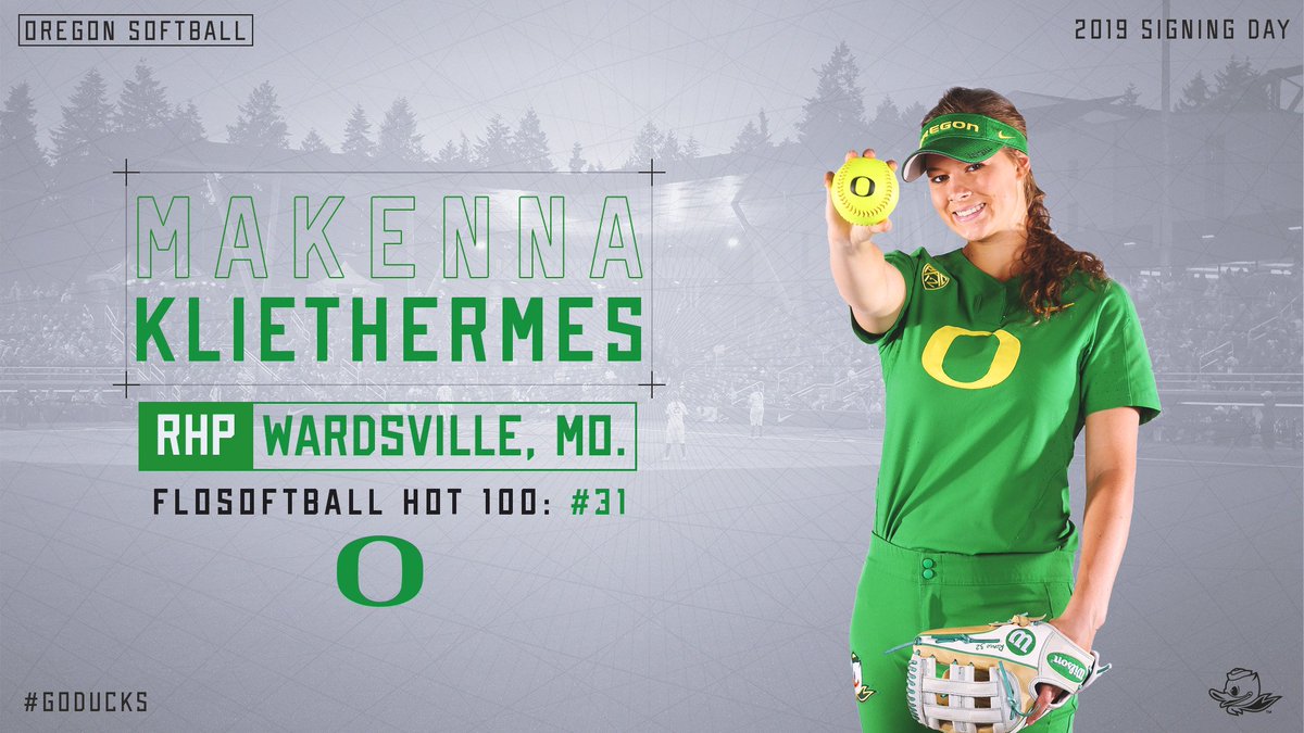 OregonSB's tweet photo. It's official, Makenna Kliethermes is an Oregon Duck!

Coming from Wardsville, Mo., Makenna is No. 31 on the @FloSoftball top 100 and one of the top pitchers in the 2019 class. Welcome, Makenna!

#GoDucks #NationalSigningDay https://t.co/LE8XbdWmMQ