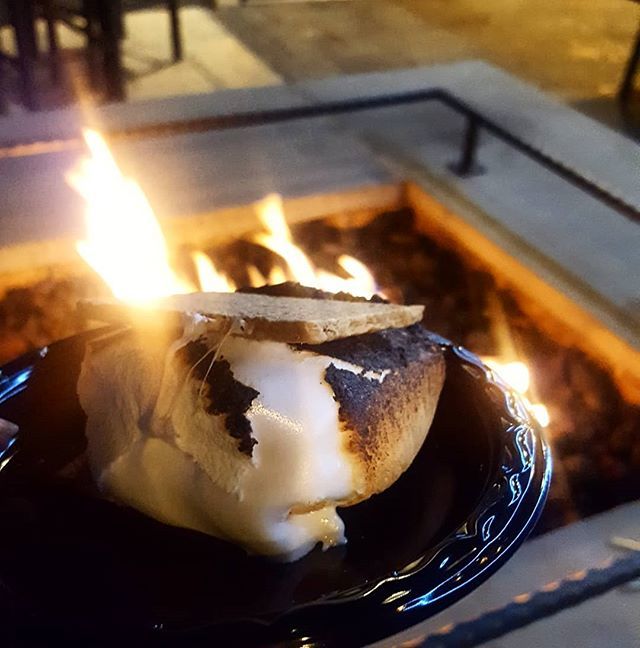 Fire pits and jumbo s'mores. What more do you need on a chill fall night? #MakeItMagerks .
.
#basicbrunches #marylandeats #eastcoasteats #foodoftheday #baltimorefood #yougottaeatthis #eater #bestfoodbaltimore #sebfoodies #baltimorefoodie #onmytable #eatf… ift.tt/2PwR9IZ