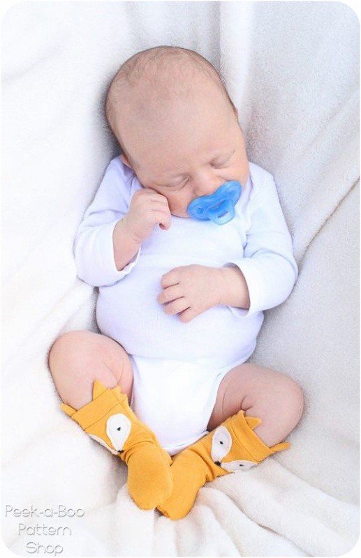 YouCanMakeThis's tweet photo. Cozy Critter Socks by Peek-a-Boo Pattern Shop are ridiculously cute - https://t.co/9R3nfhQjm8 https://t.co/IvHoIVGbZ3