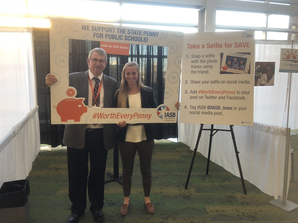 MormonTrailCSD's tweet photo. Anna and I at the IASB Convention 2018.
#WorthEveryPenny
@IASB_Iowa https://t.co/x4ONiJ6TJO