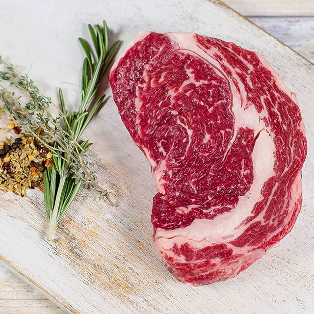 These grass fed ribeyes are chef quality and so tender and flavorful. What are your favorite steak cuts? ift.tt/2Q1ho9A