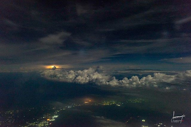 harshawij's tweet photo. Distant Storms, Kalpitiya, 🇱🇰.
.
.
.
#kalpitiya #srilanka #sosrilanka #nikon #fullmoon #clouds #mynikonlife #likeforlikes #like4likes #likeforfollow #nightphotography #lightning #avgram #aviationphotography #longexposure #kalpitiya #visitsrilanka #srilan… https://t.co/cS5UNbRuiO https://t.co/H2nb2YCCFc