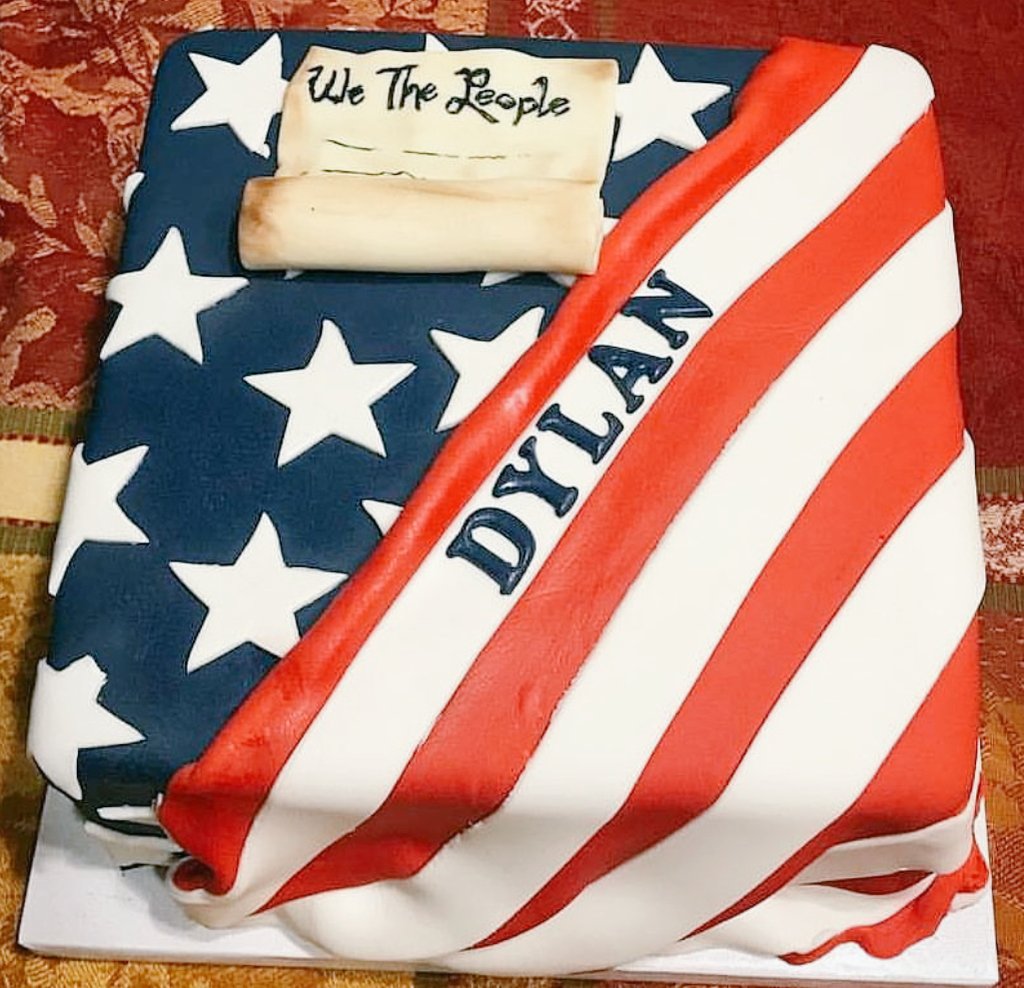 treats_by_drea's tweet photo. Happy birthday Dylan!!! #cake #cakes #cakedecorating #cakedesign #cakeoftheday #fondantcake #fondant #fondx #redvelvet  #creamcheesebuttercream #americanflag #flag #american #wethepeople #stars #stripes #birthday #birthdayparty #homemade #treats_by_drea https://t.co/sHZ8z7d8XM