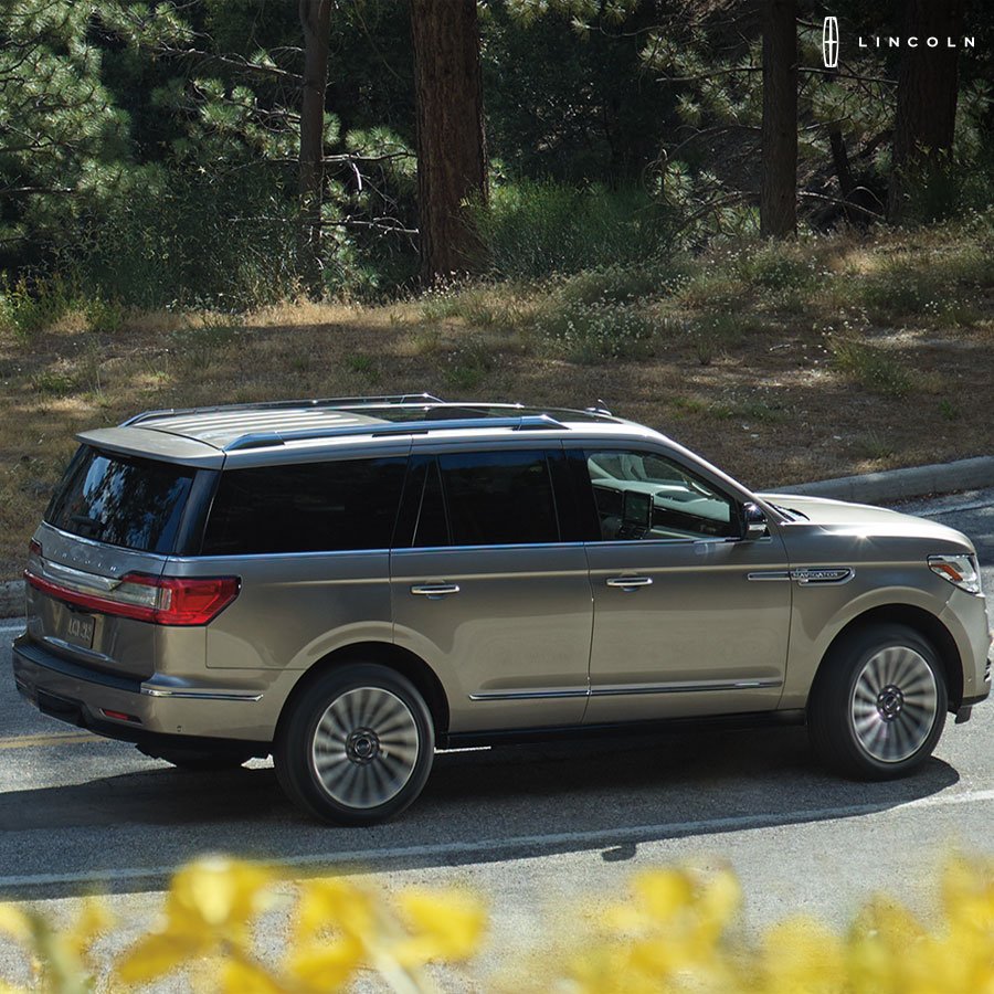 LincolnMexico's tweet photo. Nuestro sistema #DTect encuentra tu #LincolnNavigator en cualquier parte del mundo. Tu santuario personal está seguro con este beneficio: https://t.co/qcoeKrIU3O https://t.co/6gUzWg8gIg