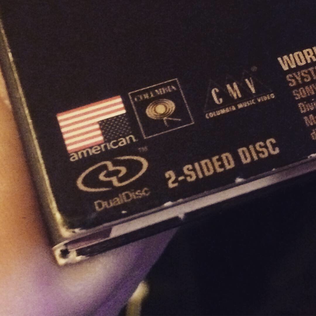 DontFollowMe98_'s tweet photo. I got the “DualDisc” edition of SOAD’s 5th album, “Hypnotize”, it comes with some cool extras and the entire album in enhanced stereo. Dope. 😎 #systemofadown #hypnotize #DualDisc #soad https://t.co/4Wwdf9uJDO