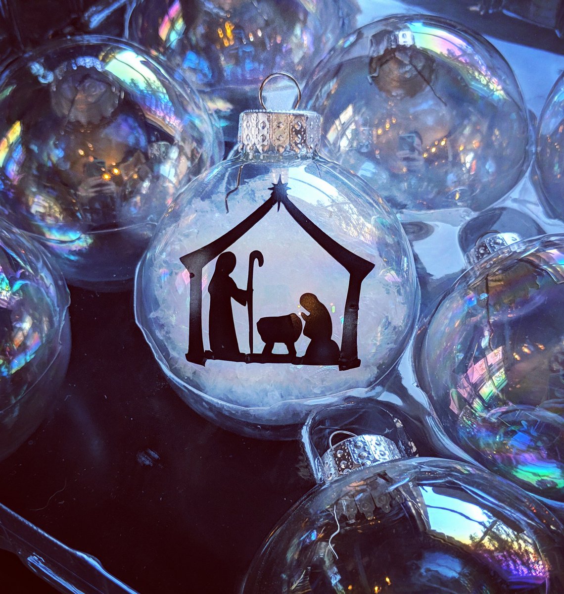 nanners59's tweet photo. Believe!

#cricutmade #craft #ornaments https://t.co/zen6IsaCOn