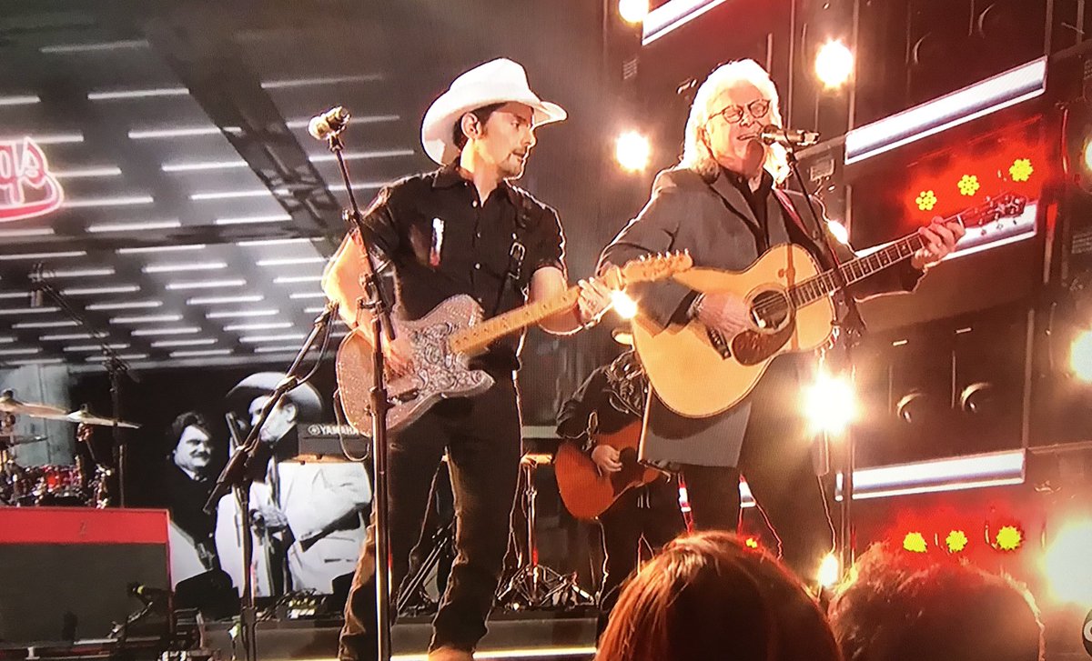 opry's tweet photo. Excuse us while we lose our MINDS over that epic #CMAawards collaboration honoring #OpryMember @RickySkaggs! 🤯 @KeithUrban @BradPaisley @martystuarthq https://t.co/PZIBNB7fSl