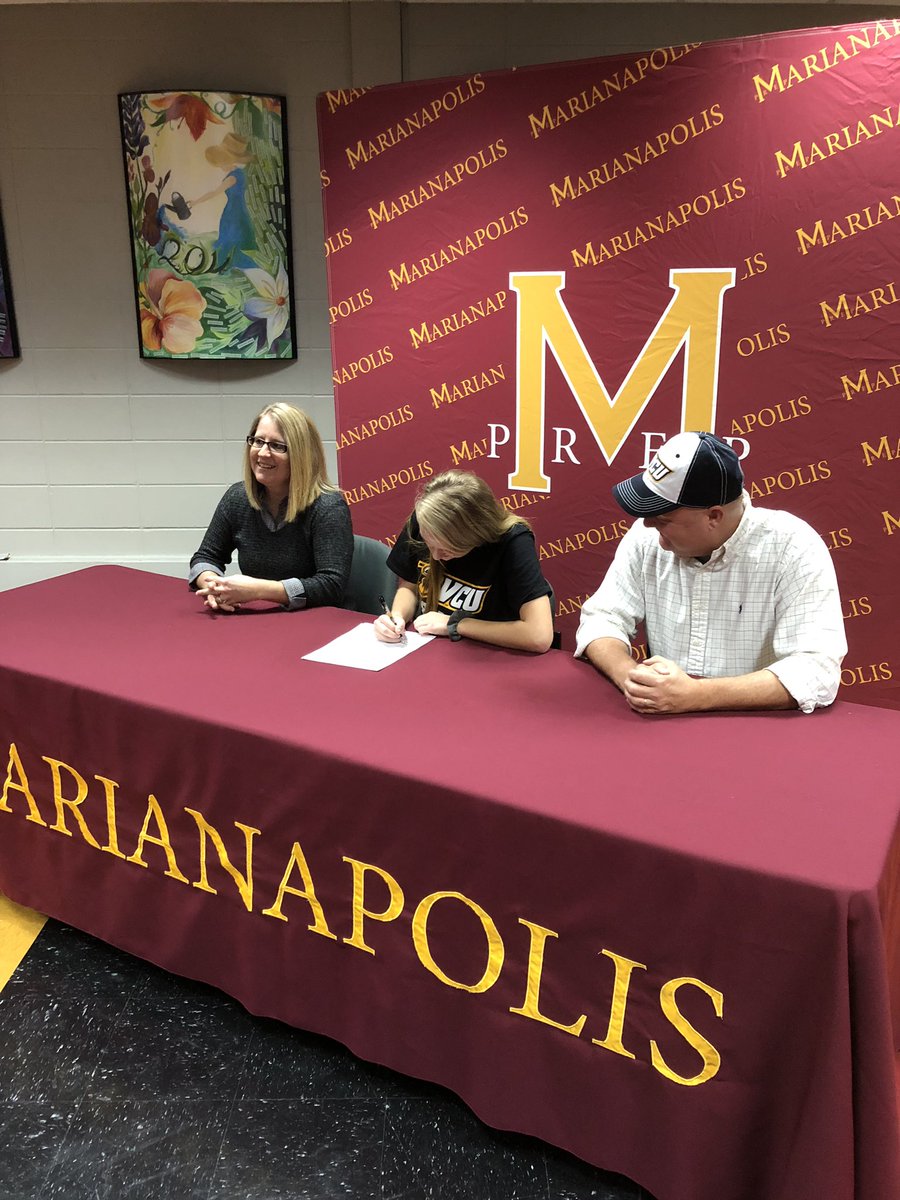 m_prep's tweet photo. So proud of Anna Bagley (VCU Soccer) Tyler Burton (Richmond Basketball) and Olivia Summiel (Wake Forest Basketball) on Signing Day! #ForeverKnights #GoKnights https://t.co/9AAVt8mUoc