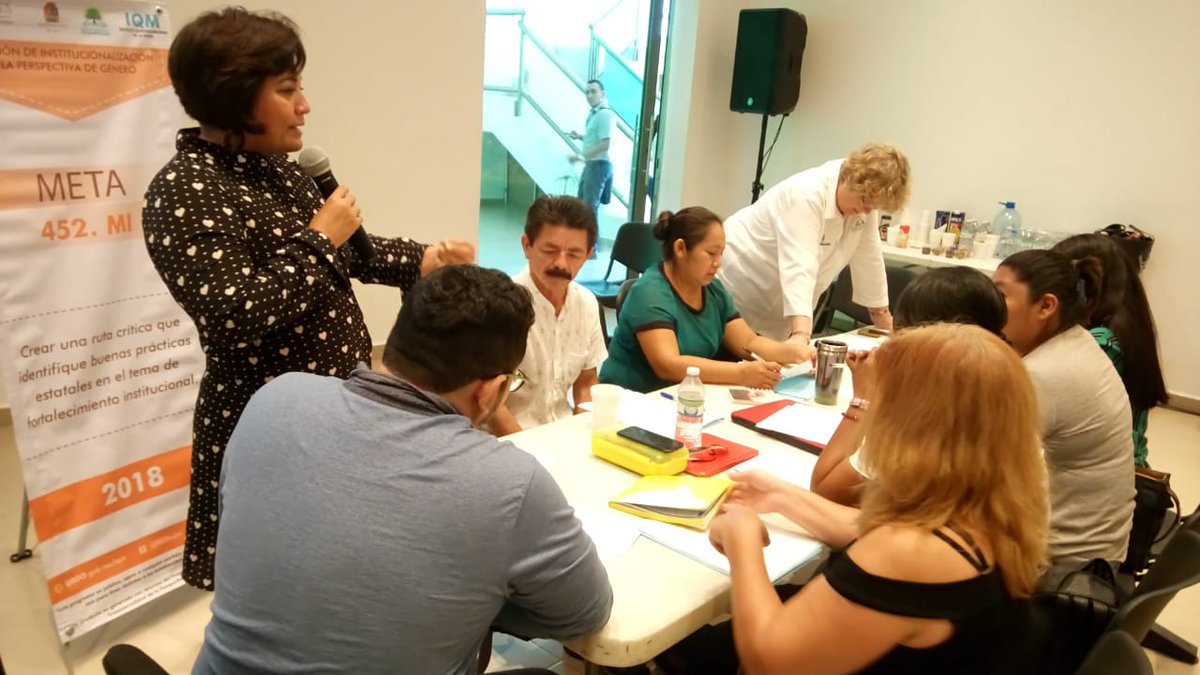 semujeresqroo's tweet photo. En #PuertoMorelos se realizó la capacitación de la creación de rutas críticas para fortalecer las buenas prácticas en las instituciones, en esta primera vinculación y capacitación al funcionariado municipal de recién ingreso para conformar los Comités Municipales de Igualdad. https://t.co/ahUHjRShq3