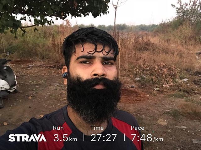 ajitbohra's tweet photo. Easy peasy early morning run πββοΈ gearing up for #beardothon2018 https://t.co/zU7eVND18V https://t.co/8GpP8OMYuS