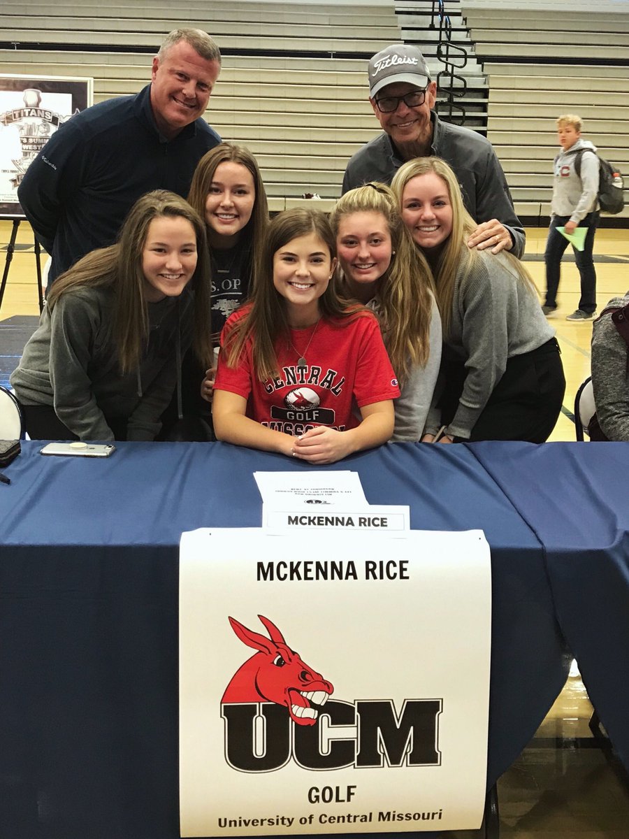 LSWGirlsGolf's tweet photo. It’s official! Our very own McKenna Rice has signed to play golf for University of Central Missouri next year! #soproud #alwaysatitan ❤️ https://t.co/9U2KRo4kyr