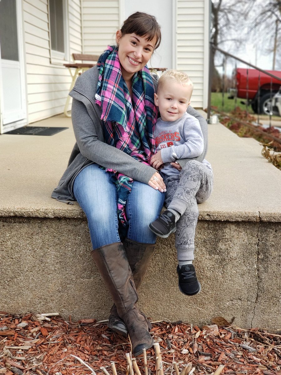 lusk_courtney's tweet photo. This week my FL kid caught snowflakes in his hand.  I hope I never forget what this world looks like through his eyes. #lightofmyworld #experiences https://t.co/o7pCsOlzmv
