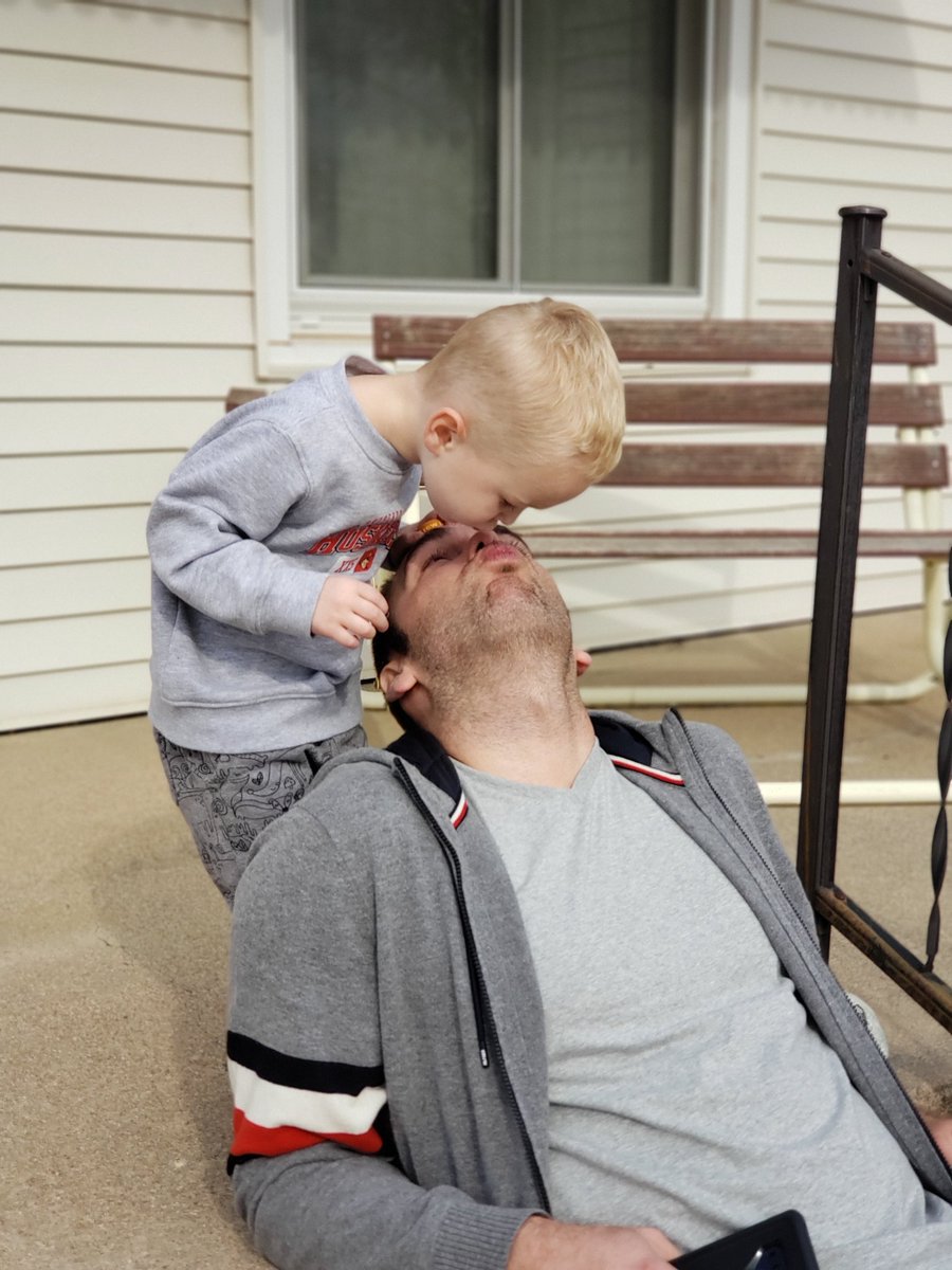 lusk_courtney's tweet photo. This week my FL kid caught snowflakes in his hand.  I hope I never forget what this world looks like through his eyes. #lightofmyworld #experiences https://t.co/o7pCsOlzmv