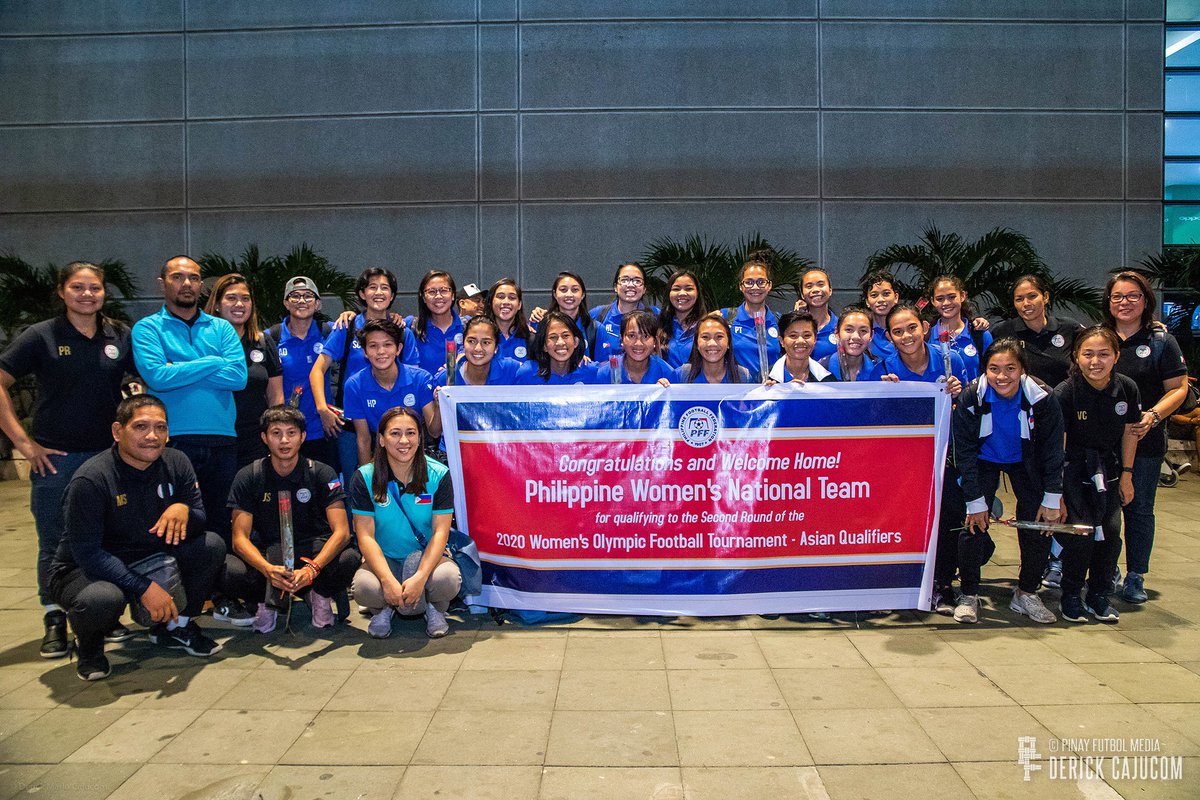 PinayFutbol's tweet photo. Bukod-tangi ang ginawa niyo @PilipinasWNFT, napakaraming salamat!! Proud of you ladies always for showing what Pinay Futboleras can do on the world stage!! #CongratsFilipinas #ParaSaBayan #WePlayTogetherPH 💙❤💛 https://t.co/z4ggQbjitw