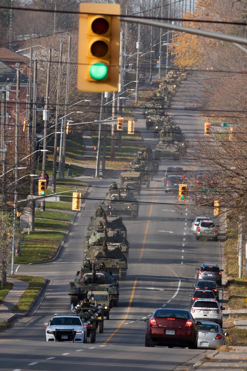 Chieftain_armor's tweet image. Oi! @TankMuseum ! @ONTRMuseum have set you a challenge to beat. 45 vehicles in convoy (they loaned me an M60). Think you can manage it?
