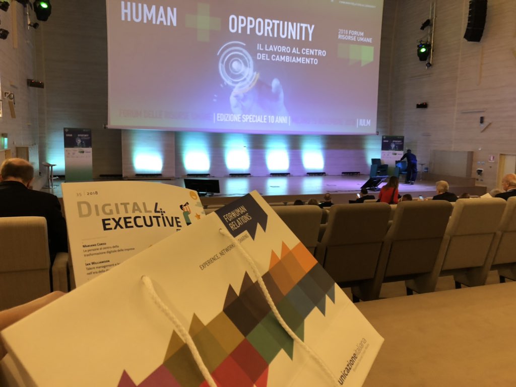 Paola_Capoferro's tweet photo. Inizia il Forum Risorse Umane 2018, che spegne quest’anno dieci candeline. #Digital4HR presente come media partner! @Digital4_biz @Com_Italiana #ForumHR https://t.co/ehRGN3y4ML