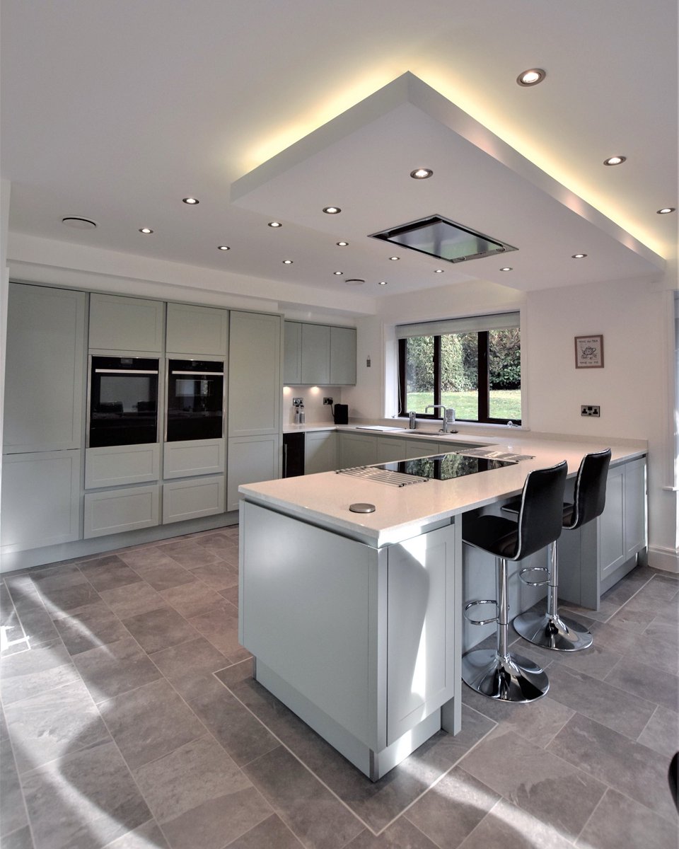 HOYHKitchens's tweet photo. / / C O M P L E T E - the beautiful @secondnaturekitchens Ellerton is now complete,  beautiful don’t you agree? ❤️ #Clitheroe #ribblevalley https://t.co/sc1x68VaOB