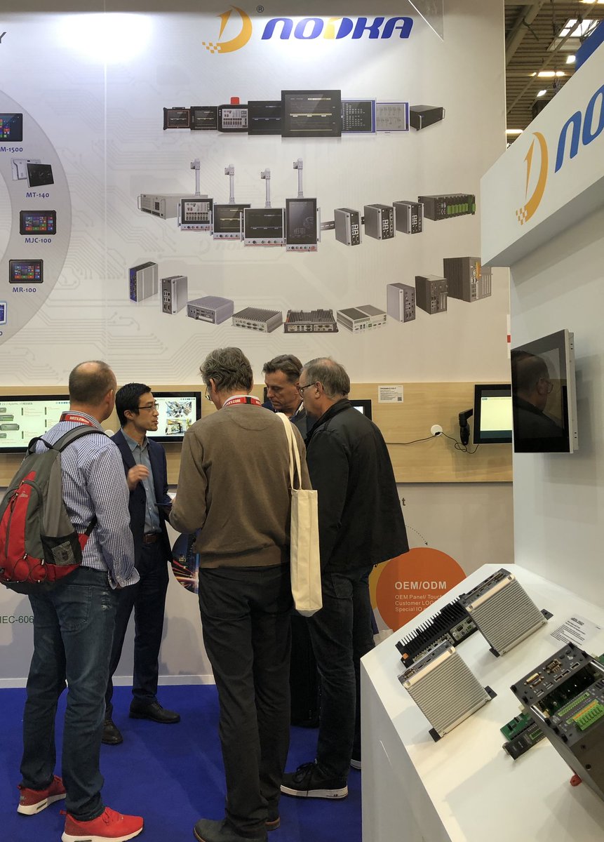 NodkaPanel's tweet photo. Electronica 2018, great second day! https://t.co/daobMxgylz
