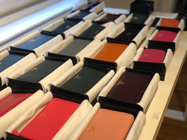 samplesally's tweet image. SPONSORED:  LUXURY DESIGNER SAMPLE SALE - 40%-60% off retail. More here&amp;gt;&amp;gt;&amp;gt; samplesally.com/luxury-designe…