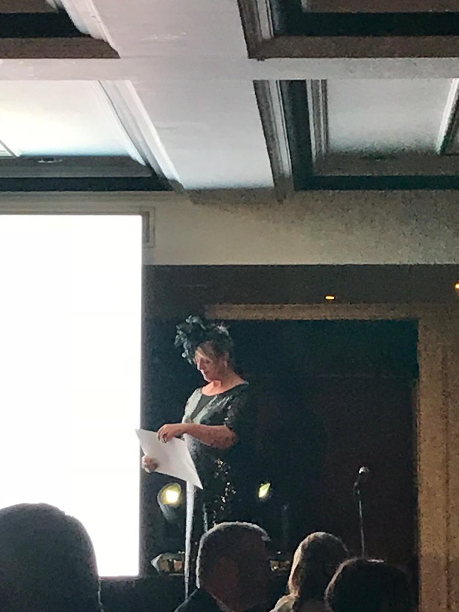 Delighted to have won best accessory in #theenglishweddingawards last night. Thank you xx