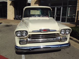 AutosTrucksRods's tweet image. 1958 Chevy Apache 3200... Part of the Task Force Series which ran from  late 1955 through 1959...photos, specs, design history at...automuseumonline.com/1958-chevy-apa… …  #chevyapache #halftontrucks #1958chevyapache #trucks #pickup #pickupphotos #carpics