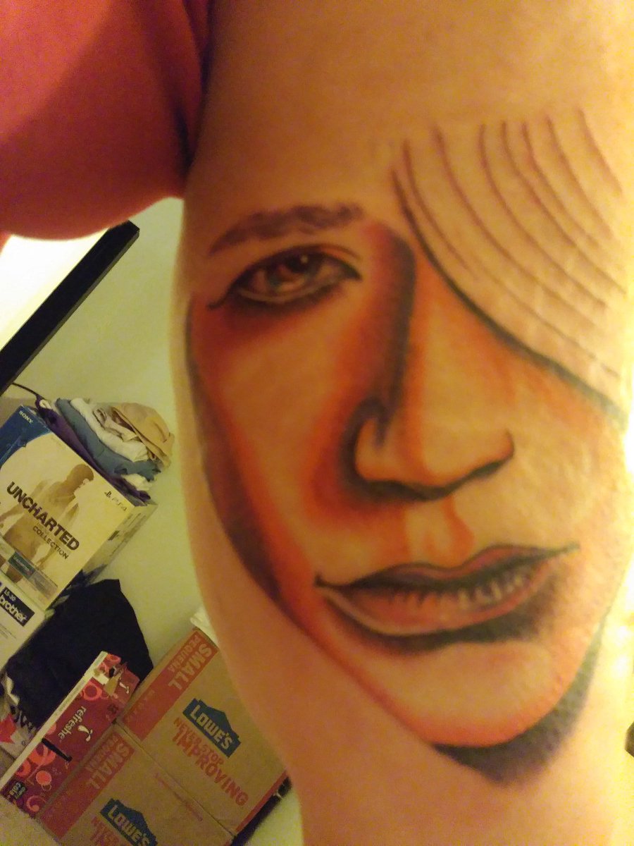 SapphicEmbers's tweet photo. @MelanieScrofano NEW TATTOO 1st stage done! What you think? I'll have you with me forever in the style we both liked so much. #iloveourshitshow Ps inside of bicep not fun area make note for future reference. https://t.co/0UTd5rxOOM