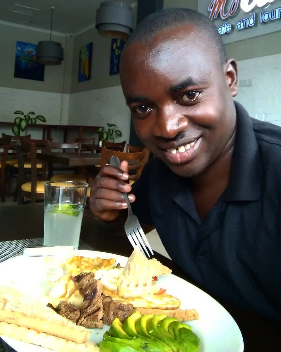 MokkacityCafe's tweet photo. Nani alisema Yeriko (@YerickoNyerere) hapendi chakula kizuri? Kuwa kama Yeriko, Jipende kama Yeriko. 

Tembelea Mgahawa wetu uliopo Coronation House, Askari Monument upate Breakfast, Lunch au Dinner. 

Tuko wazi kuanzia 7:30AM - 8:30PM, Unaweza kutupigia 0738572344 https://t.co/wOr3rbNHxL
