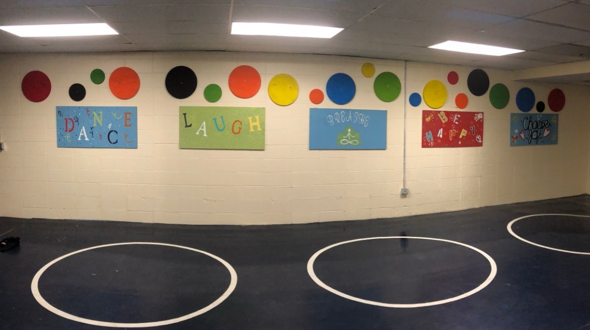 JCR077's tweet photo. Thanks to BlueCross BlueShield of Massachusetts and @TrueValue for transforming this space to a beautiful room for yoga, meditation and dance. #Clublove! #greatfuturesLowell #TrueValueofYouth #truevaluefoundation #Lowell #BGCGL_ @BGCA_Clubs https://t.co/YM3pzBP7lr