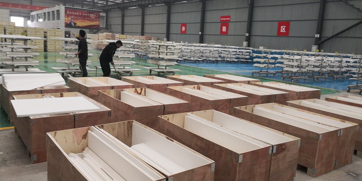 JohnnyFan18's tweet image. The 2019 Moscow international Fireplace exhibition, Tianjin Sky Stone Fireplace Co., Ltd. Booth#：k18-3