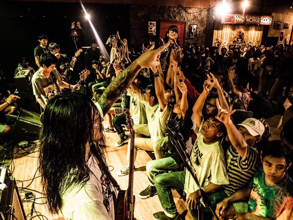 COUNTRY YARD tweet media