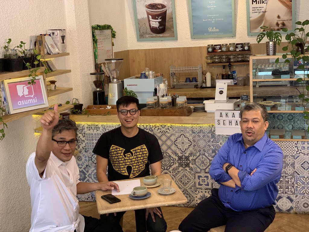 pangeransiahaan's tweet photo. Budiman. Fahri. Gak kaya yang lo liat di TV. #PangeranMingguan https://t.co/MasLqrlDl5