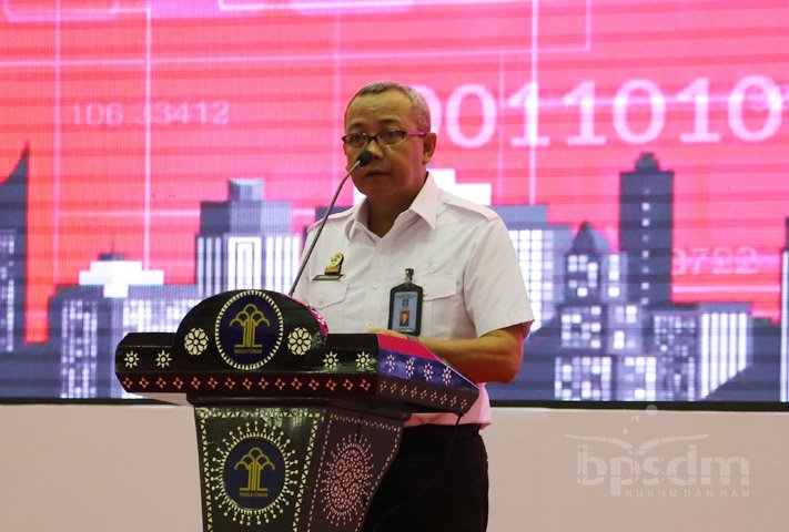 bpsdm_kemenkum's tweet photo. Kuliah Umum : ASN Kemenkumham Harus Siap Menghadapi Dua Tantangan Besar

Jakarta – Ada dua tantangan besar yang akan dihadapi masyarakat Indonesia kedepan yaitu Revolusi Industri 4.0 dan 100 tahun Indonesia Merdeka di tahun 2045, Menkumham Selengkapnya di: https://t.co/5nhta8SG3Q https://t.co/V7A5Pi7iLc