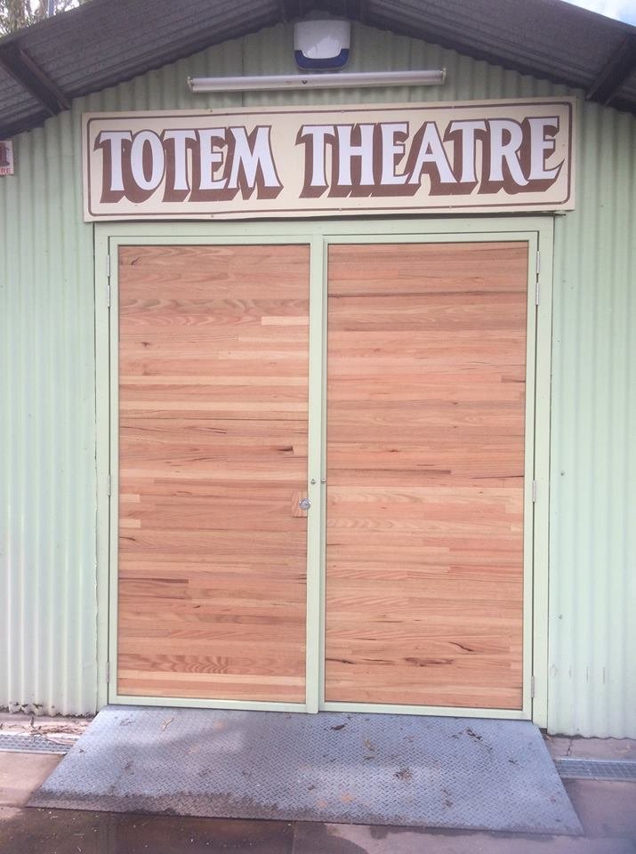 MphProjects's tweet image. It’s always a pleasure doing work for Totem Theatre. Who’s been lucky enough to see Les Miserables this week bit.ly/2DpO2ee  #alicesprings