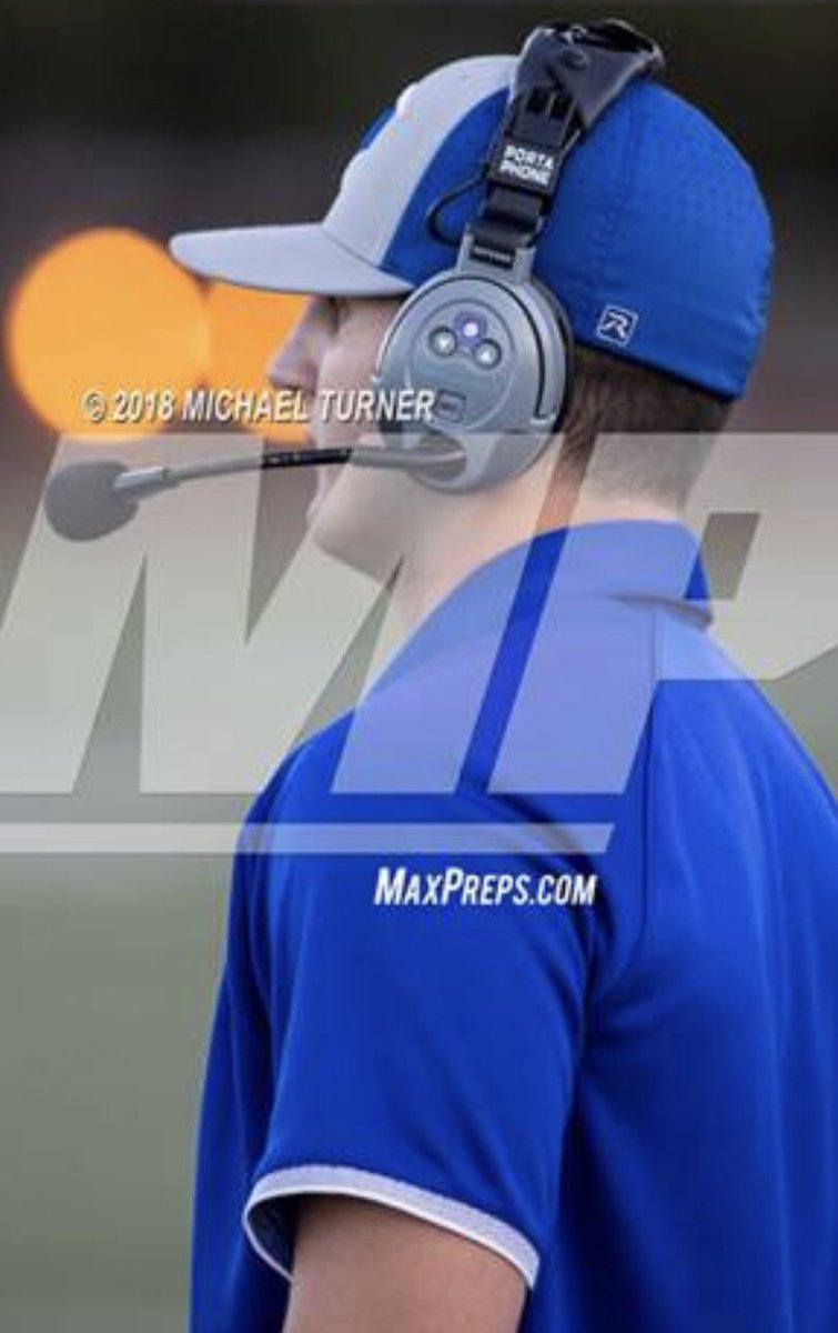 Taylor_Angley's tweet photo. Being a part of the @uprepfootball coaching staff is a true honor! I am extremely grateful for the young men that I was able to coach this year and look forward to their continued growth on and off of the field! #EnjoyTheJourney https://t.co/NQXCJHaBBb