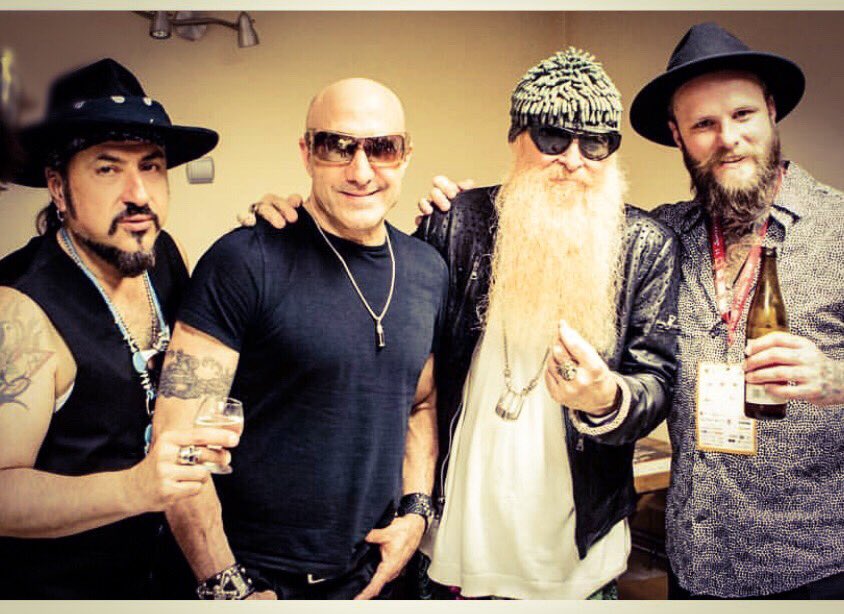 SoulGarageFab's tweet photo. That’s how you look when you’re about to wreck havok in Poland . #supersonicbluesmachine2018 #Polandbluesfestival2018 #kennyaronoff #krisbarras #fabriziogrossi #mascotlabelgroup #famousbeards https://t.co/kbQyOeZ5V9