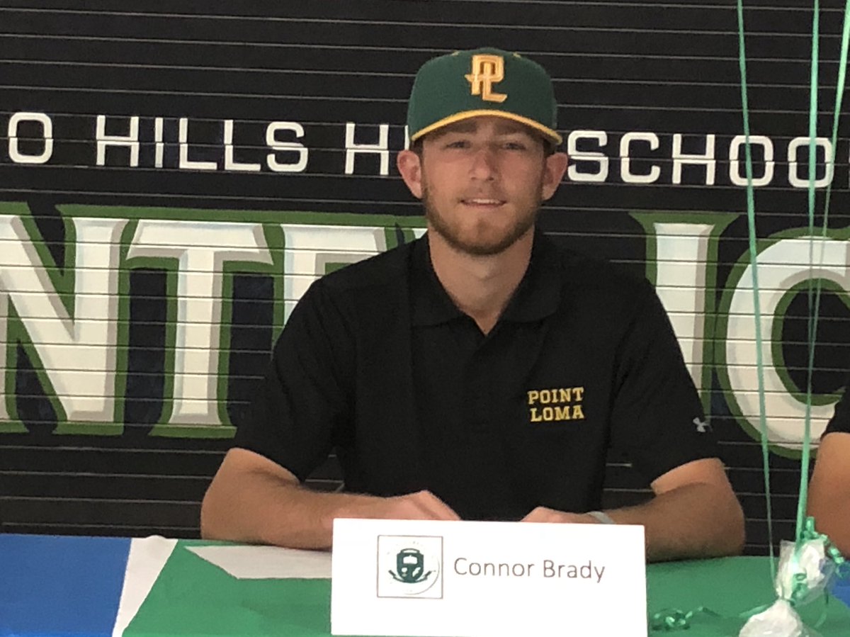 cbrady25's tweet photo. Officially a Sea Lion! 💛💚 #LomaBoys https://t.co/x6LAxKwPYY