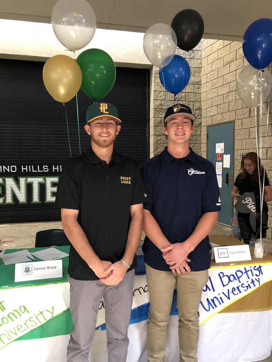 cbrady25's tweet photo. Officially a Sea Lion! 💛💚 #LomaBoys https://t.co/x6LAxKwPYY