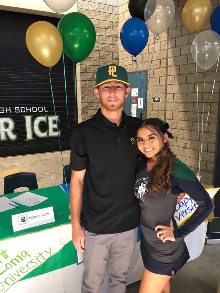 cbrady25's tweet photo. Officially a Sea Lion! 💛💚 #LomaBoys https://t.co/x6LAxKwPYY