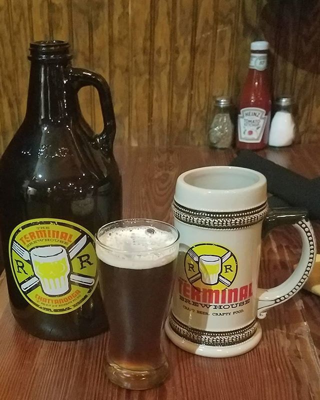 Tapping Thursday 11.15.18 at 3 pm
Winter Warmer
This caramel colored brew is a malt fan’s absolute. Steve has methodically added a spice bill that is both assertive and true to style, creating a brew that manages to convince your taste buds rather than overpower them. Clove …